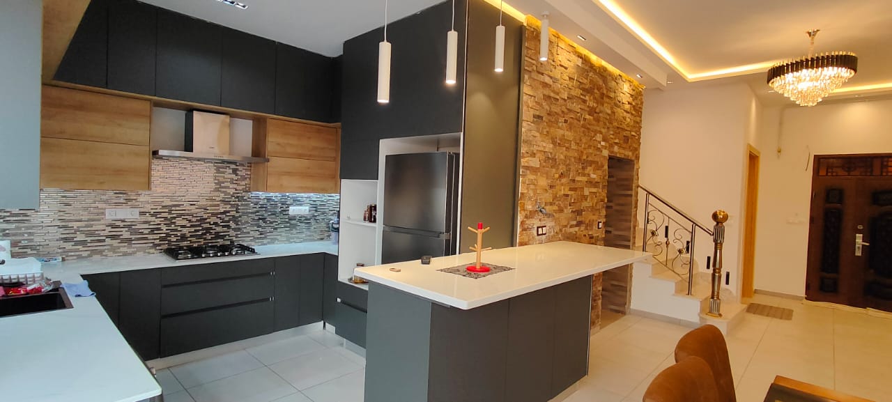 Superbe villa moderne avec piscine à El Mohgoun – 180 m² de confort et d’élégance