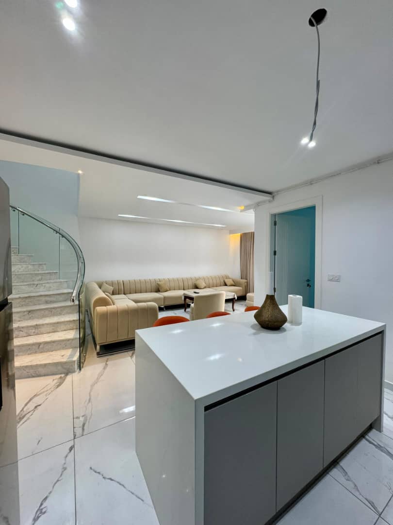 Duplex F4  avec vue mer – Frange Maritime | Standing et emplacement d’exception