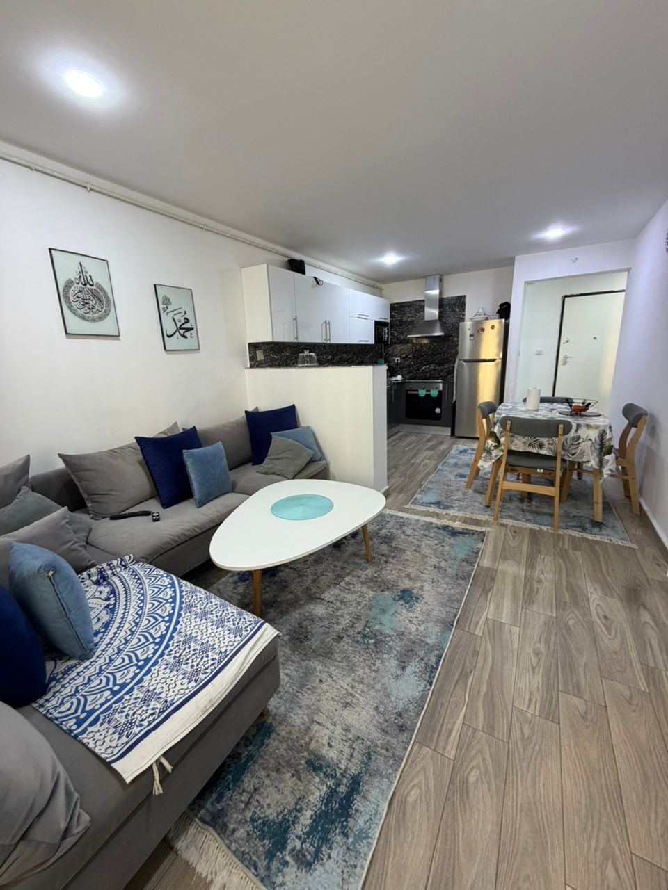 Appartement F3 de 100m² à louer - Confort et emplacement idéal | 18 000 DZD / nuit