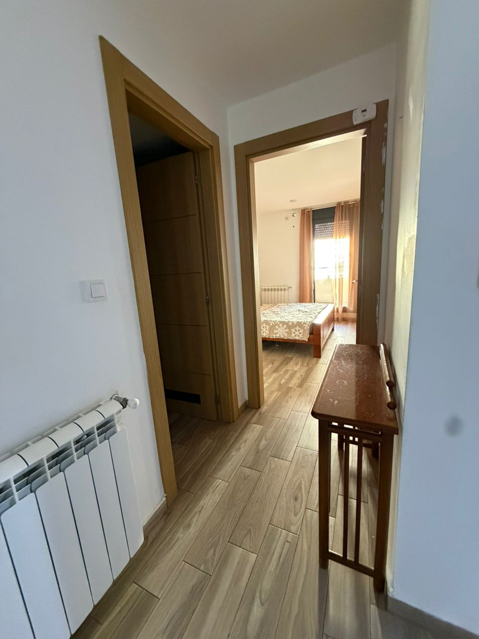 Appartement F3 de 100m² à louer - Confort et emplacement idéal | 18 000 DZD / nuit