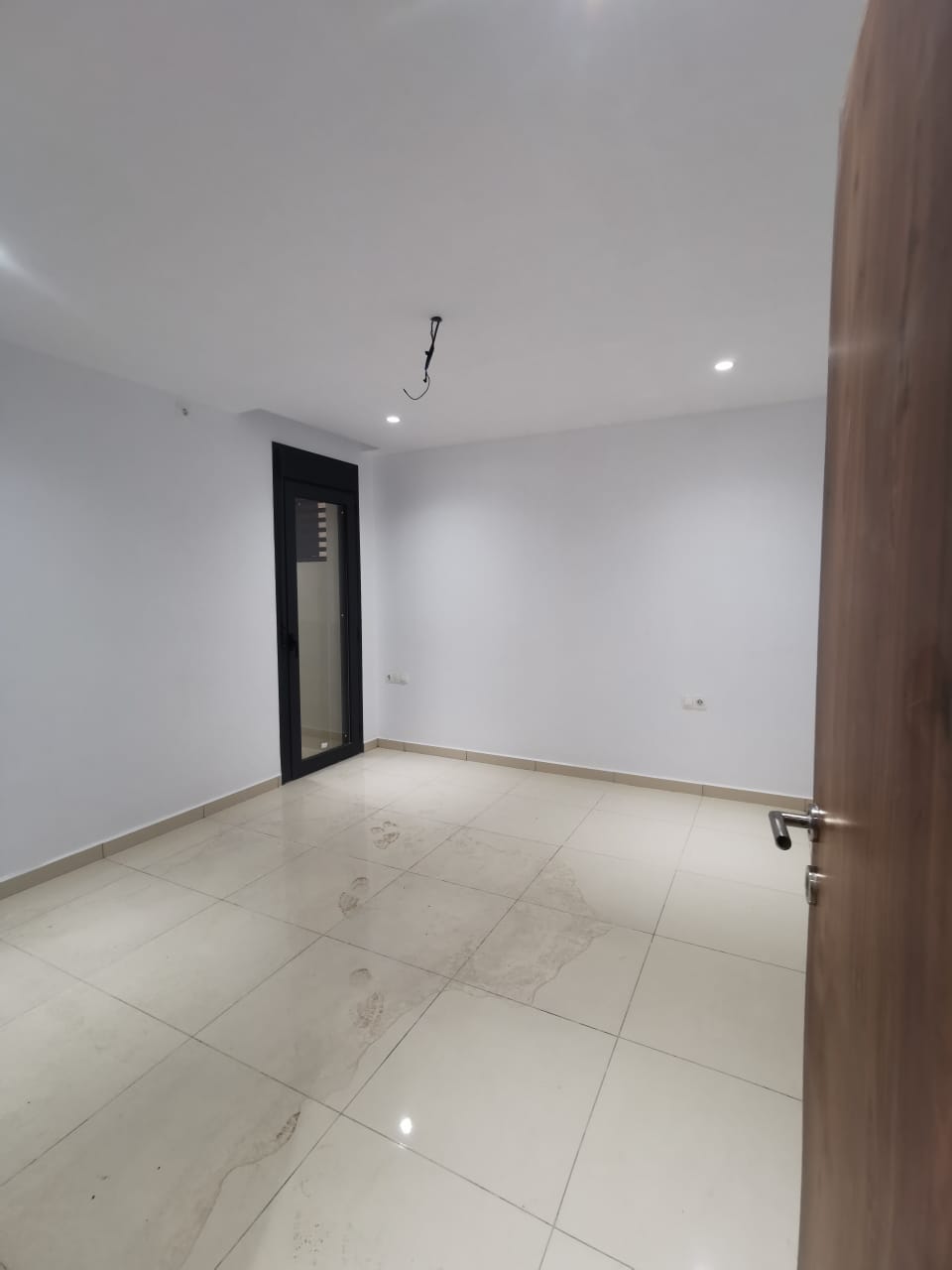 Appartement F3 à louer à Fernand Ville – 87 m² en résidence | 1er étage
