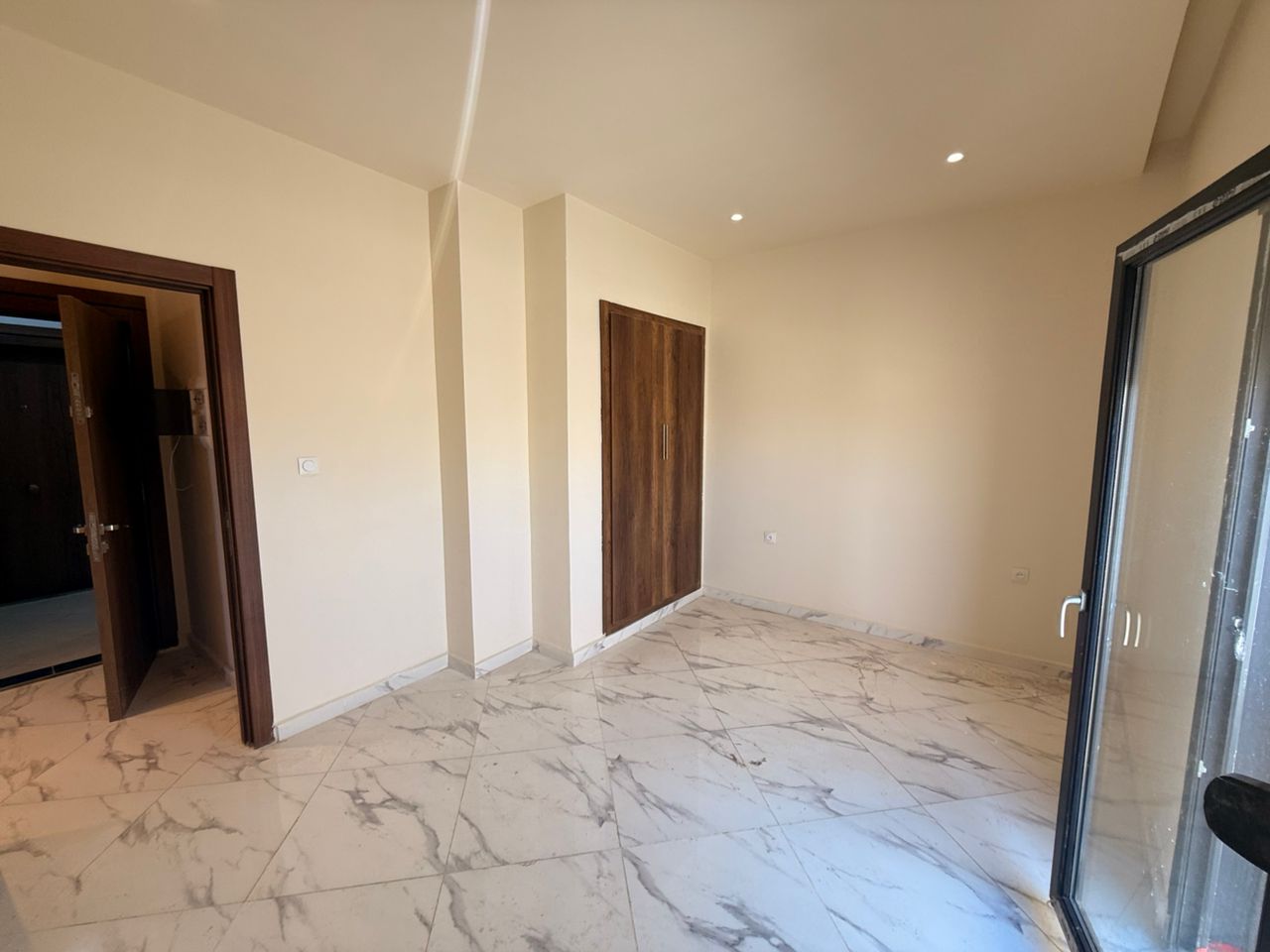 Appartement F2 de 78 m² à Millenium – 7ème étage avec deux grands balcons | Prix négociable